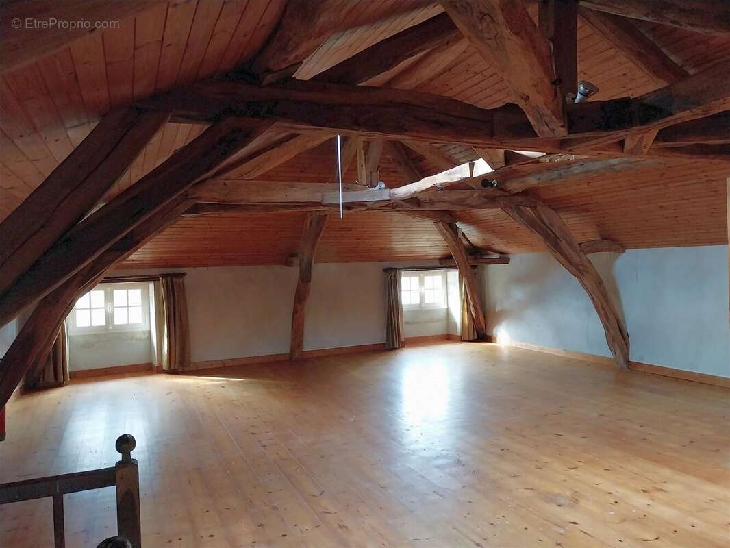 Maison à LA BUSSIERE