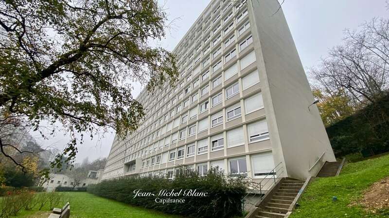 Appartement à SAINTE-FOY-LES-LYON