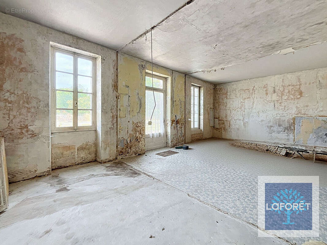 Maison à ROUFFIGNAC