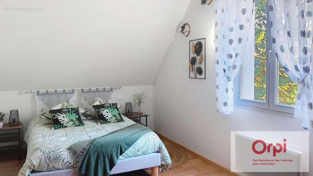 Maison à TERRASSON-LAVILLEDIEU