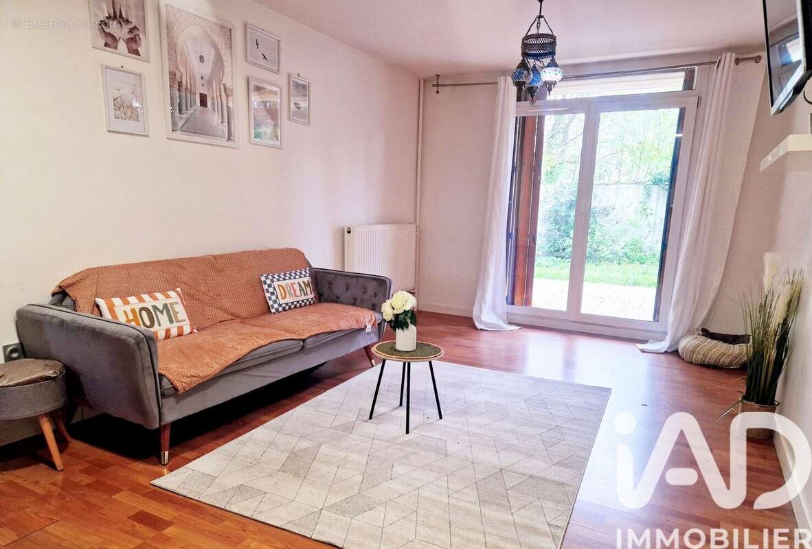 Photo 9 - Appartement à SARCELLES