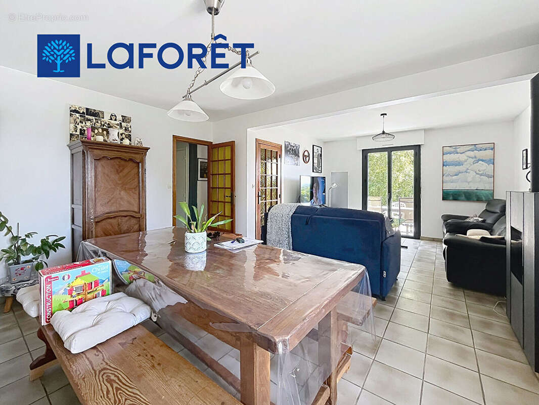 A VENDRE- Maison Guern 4 pièce(s) 100.58 m2 - photo 2