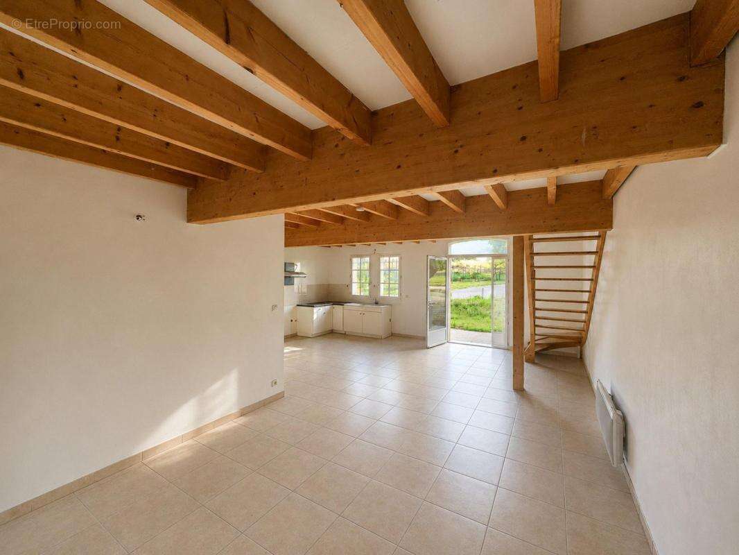 Maison 2 chambres avec jardin – 80 m² - photo 3