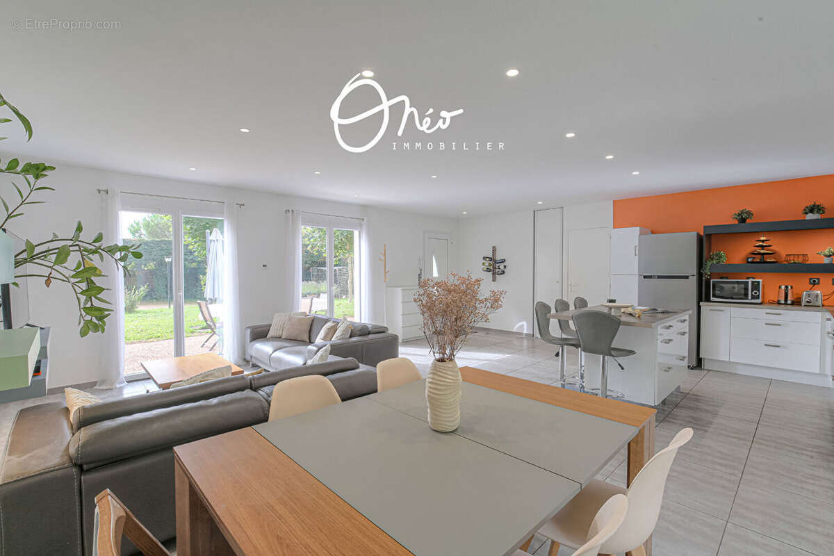 Maison à SAINT-PRIEST