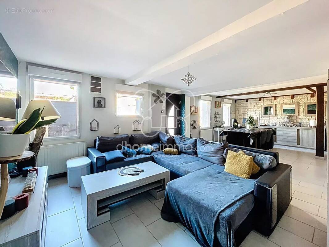 Maison à RAIMBEAUCOURT