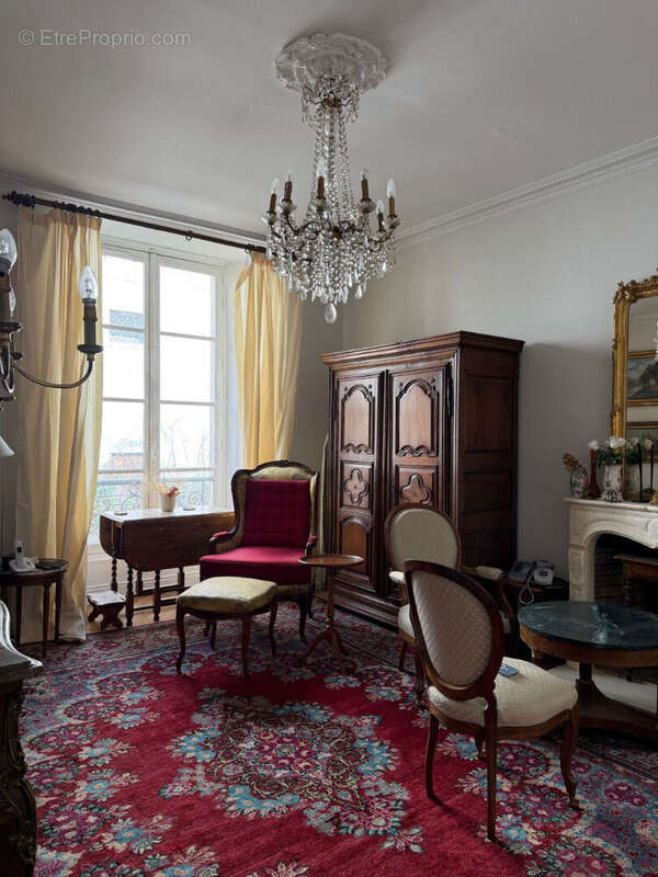Appartement à VERSAILLES