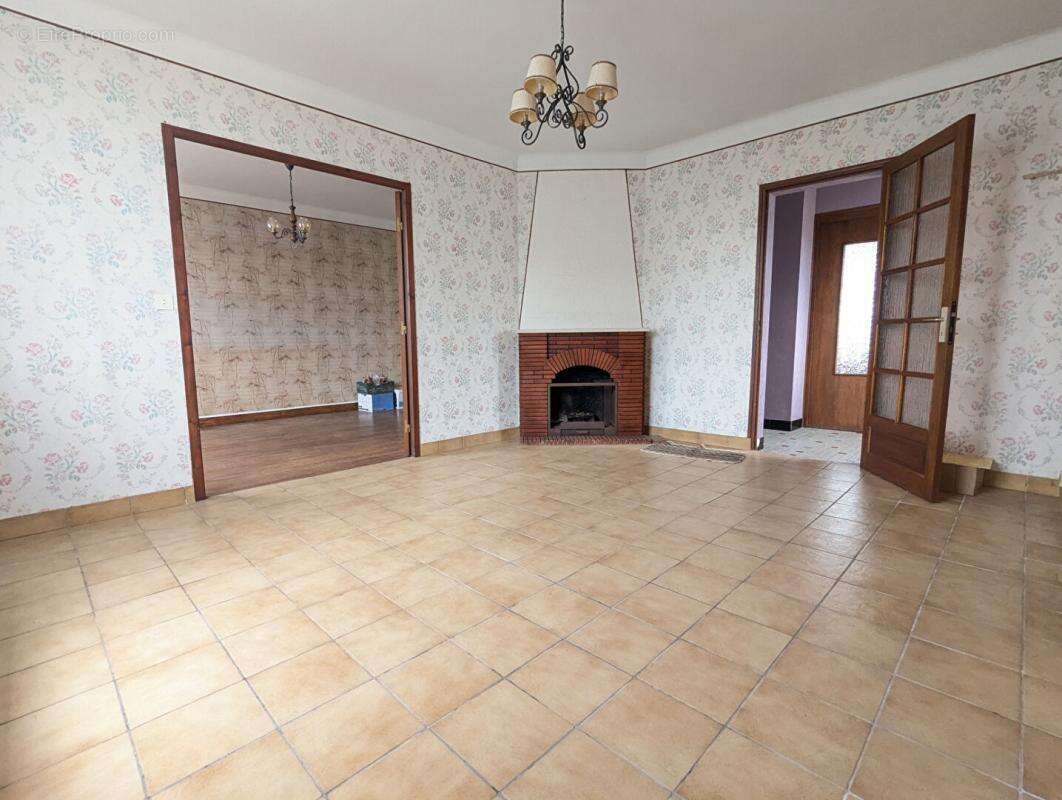 Maison à CAMPBON