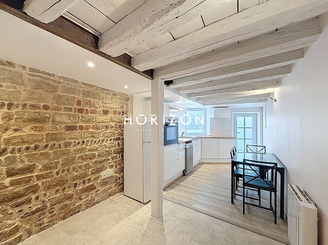 Appartement à THOISSEY