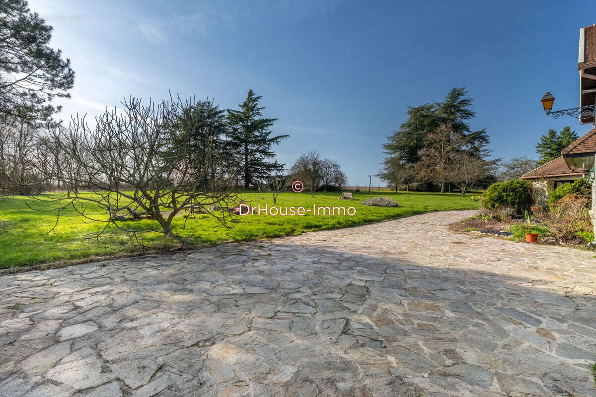 Maison 549 m² à Goussonville  - photo 49