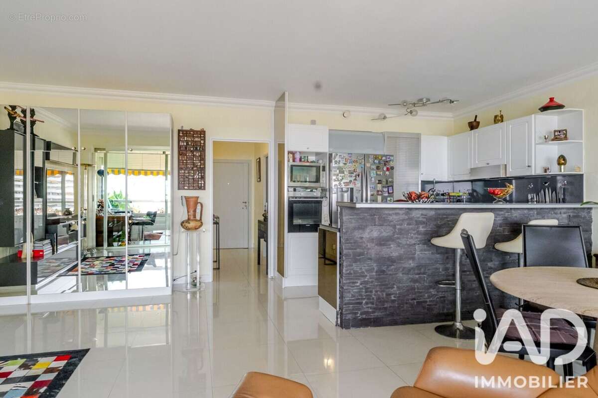 Photo 4 - Appartement à VILLENEUVE-LOUBET