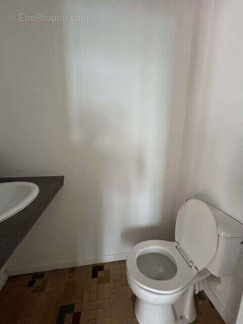 Commerce 34 m² à Pau  - photo 6