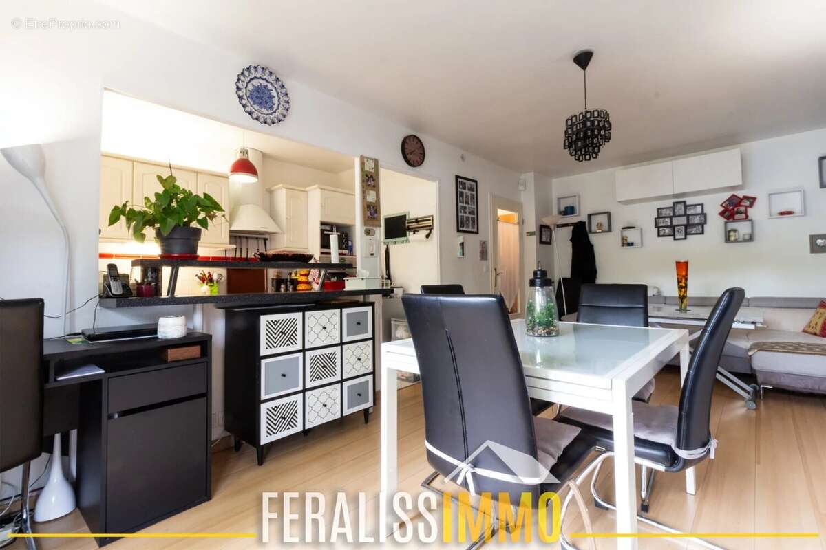 Appartement à JOUY-LE-MOUTIER