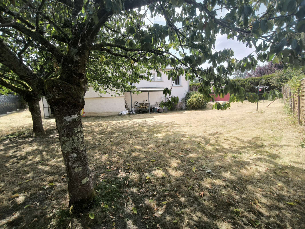 Maison à AUZOUER-EN-TOURAINE