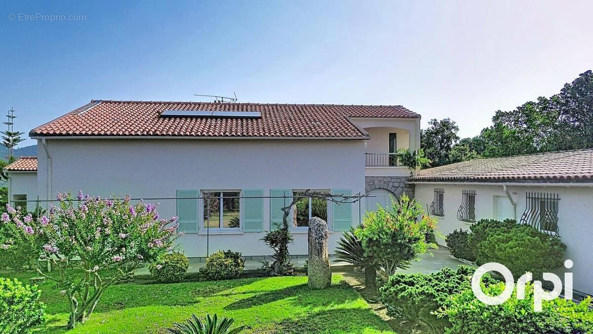 Photo Maison à Zonza au prix de 995 000€