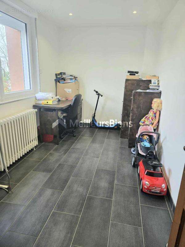 Maison à PRIX-LES-MEZIERES