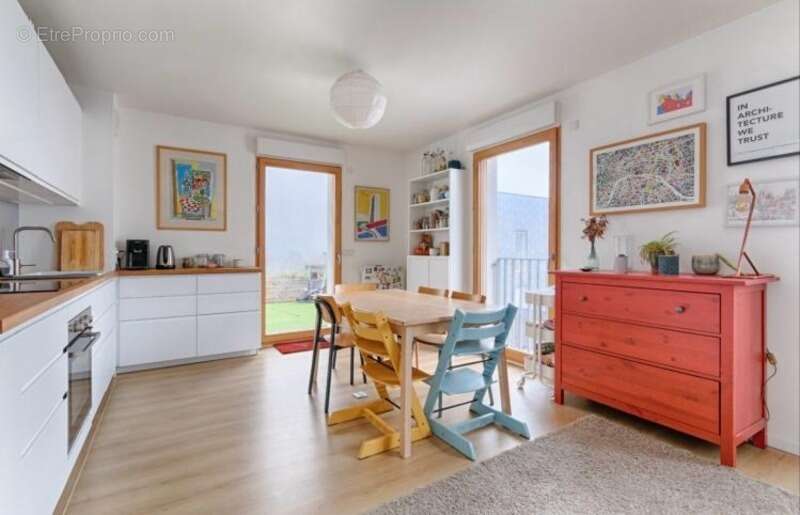 Appartement à AUBERVILLIERS