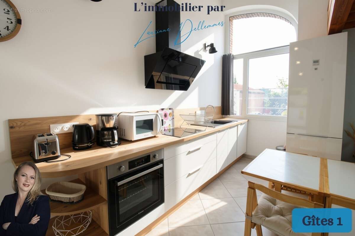 Propriété complète : Une maison de 160m2 + 3 gîtes meublés (possibilité 4) + Hangar + Terrain à Nivelle (59) - photo 6
