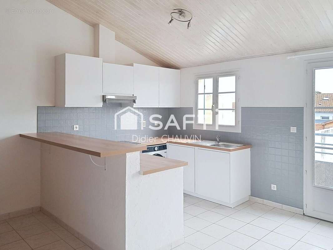 Photo 8 - Appartement à LA ROCHELLE