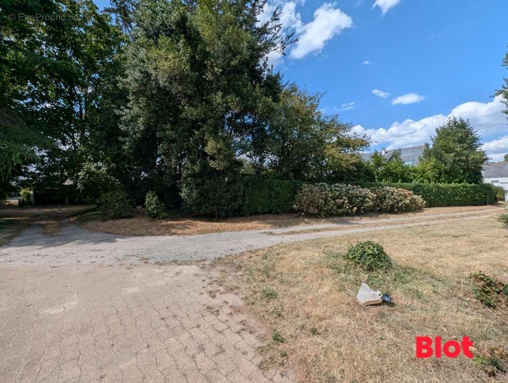 Maison 162 m² à Saint-Ave  - photo 4