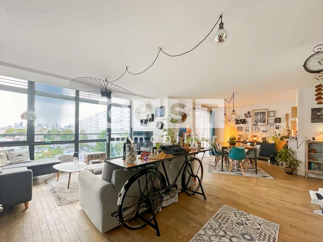 Appartement à GENNEVILLIERS