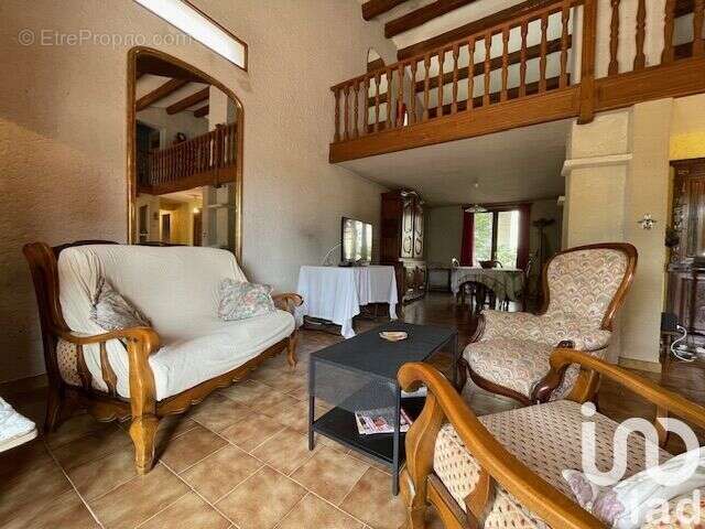 Photo 3 - Maison à EGUILLES