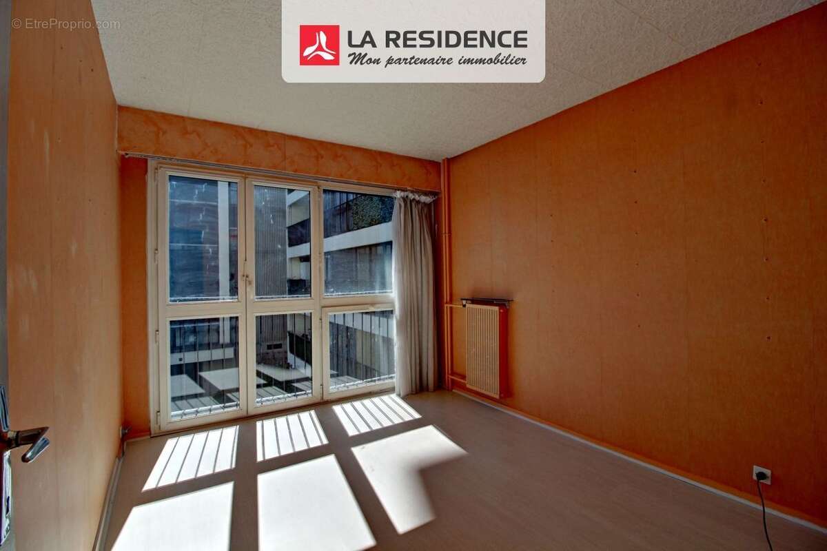 Appartement à LES MUREAUX