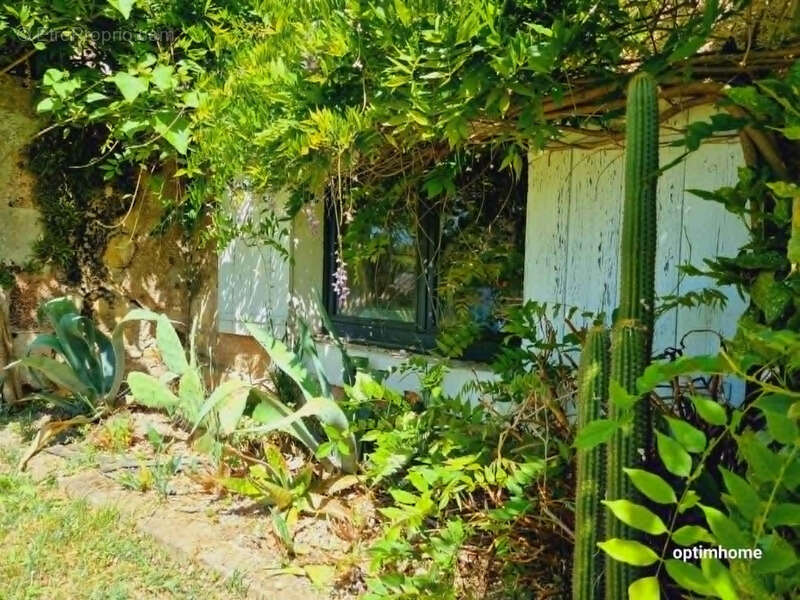 Maison à CUBLAC