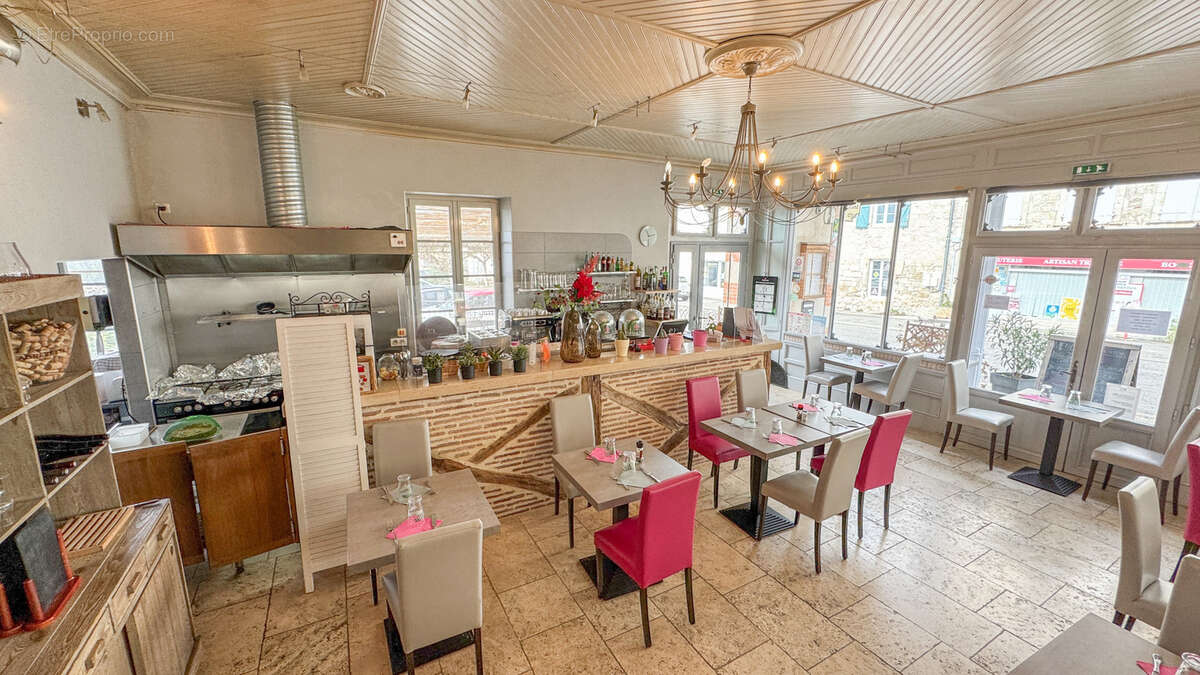 Commerce à LAUZERTE