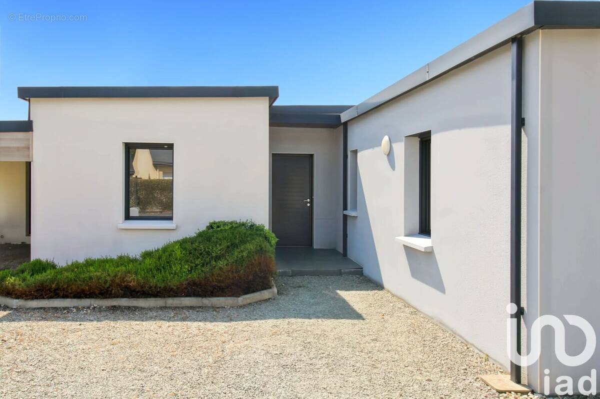 Photo 1 - Maison à LAMBALLE