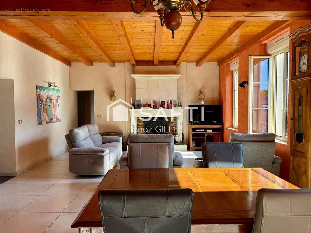 Photo 3 - Maison à LE CHATEAU-D'OLERON