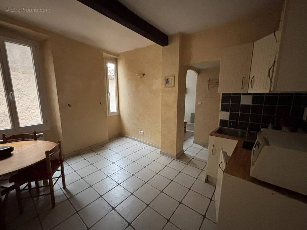 Appartement à FIGANIERES