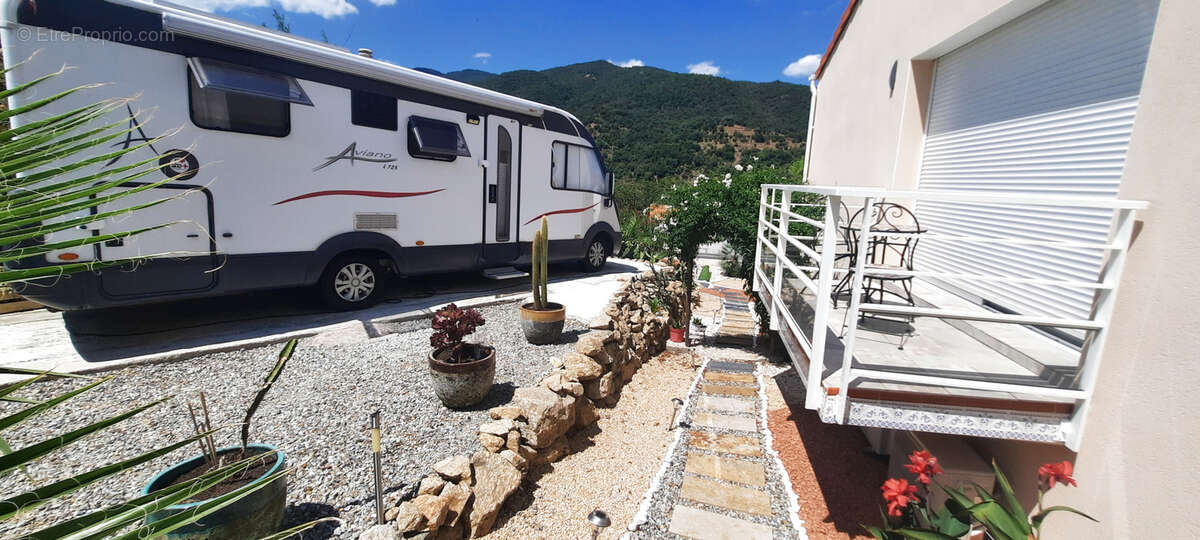 Plain-pied. re2020.terrasse.piscine. 66. vue canigou .terrasse - photo 16