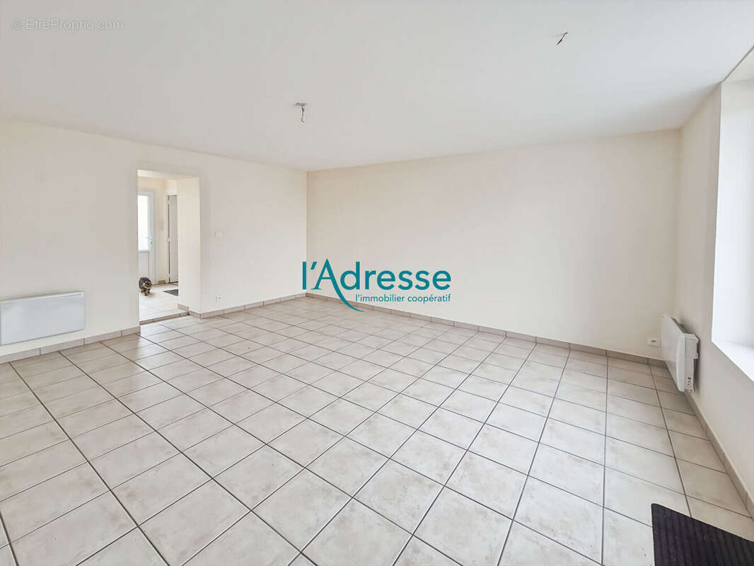 Maison à LA CHAUSSAIRE