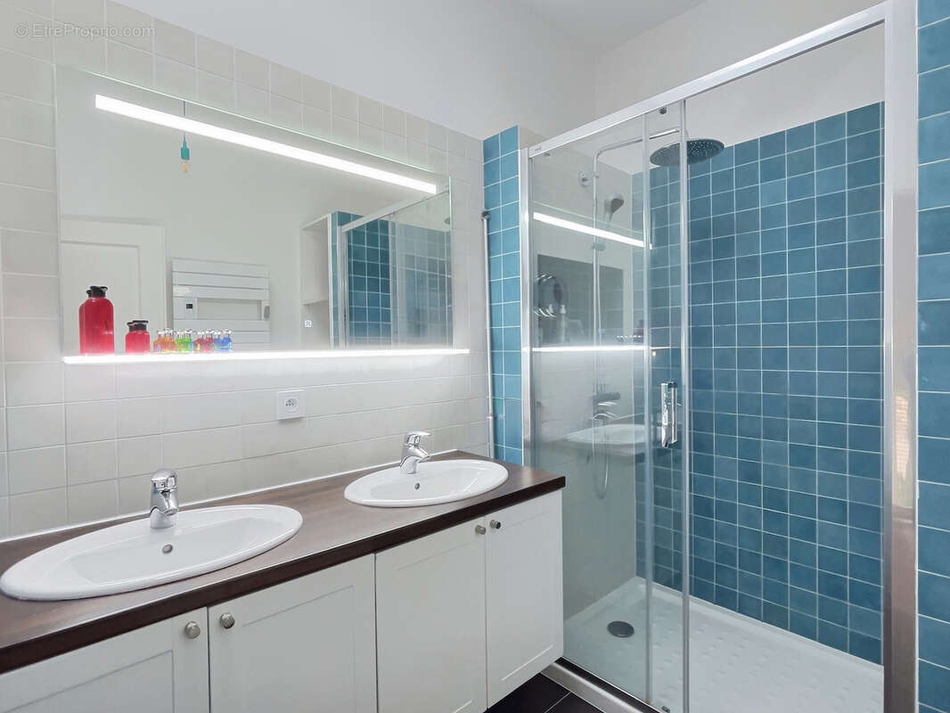 Maison à DIVONNE-LES-BAINS