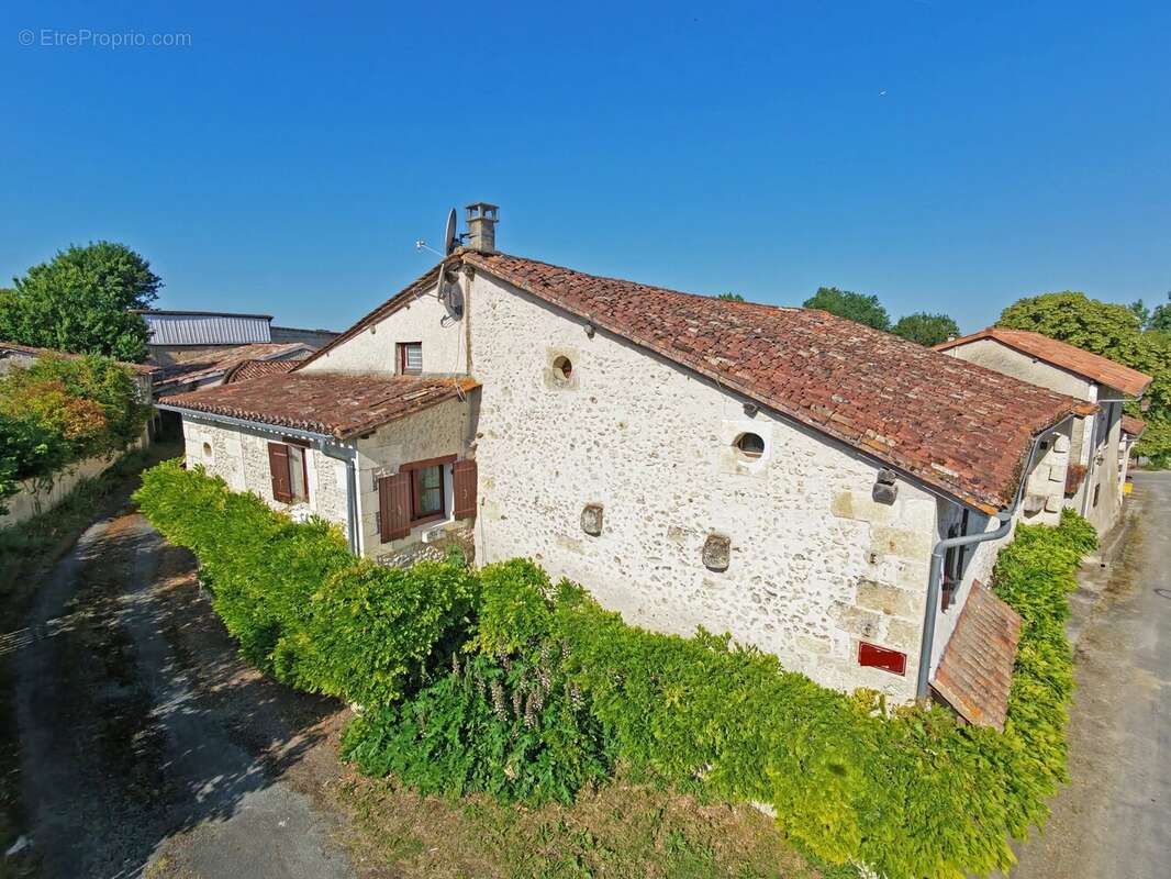Maison à RIBERAC