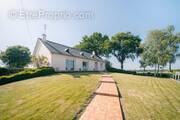 Photo 1 - Maison à ARGENTRE-DU-PLESSIS