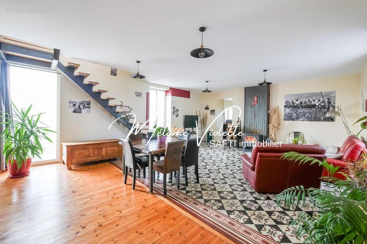 Photo 2 - Maison à MAREUIL-SUR-LAY-DISSAIS