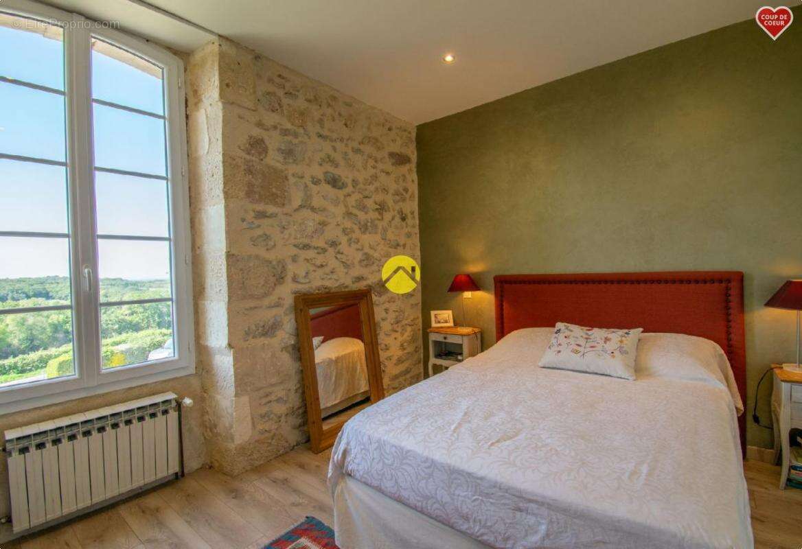 Maison à BEAUMONT-DU-PERIGORD