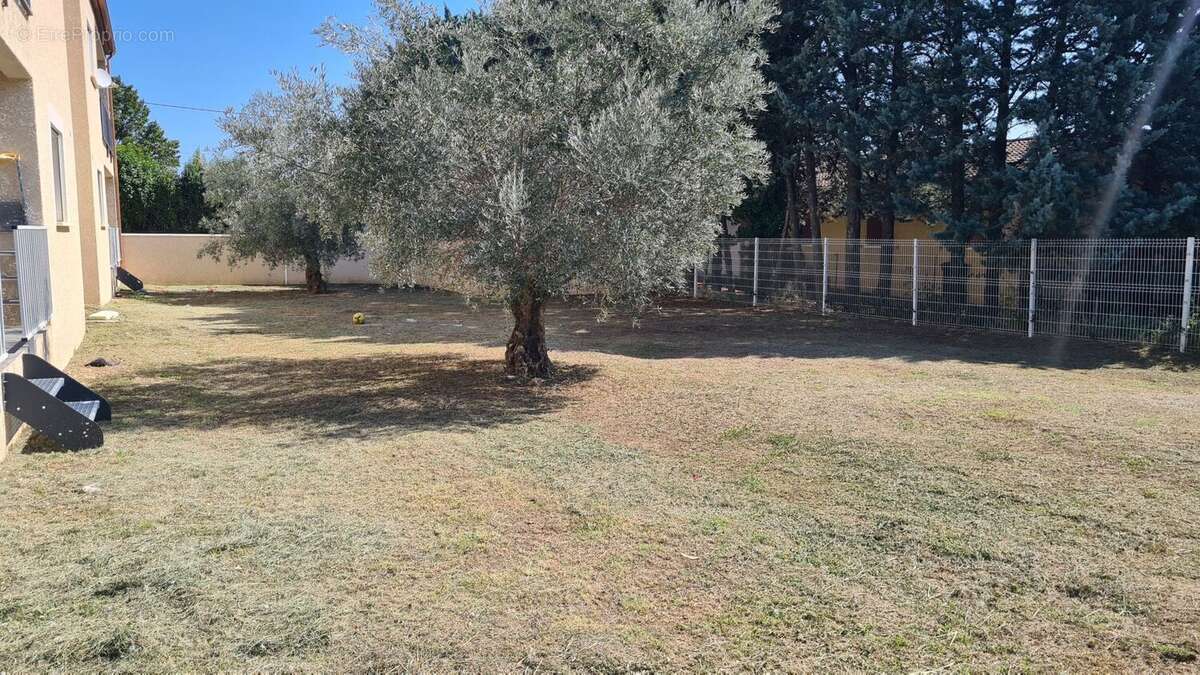 Appartement à SAINT-CHRISTOL-LES-ALES