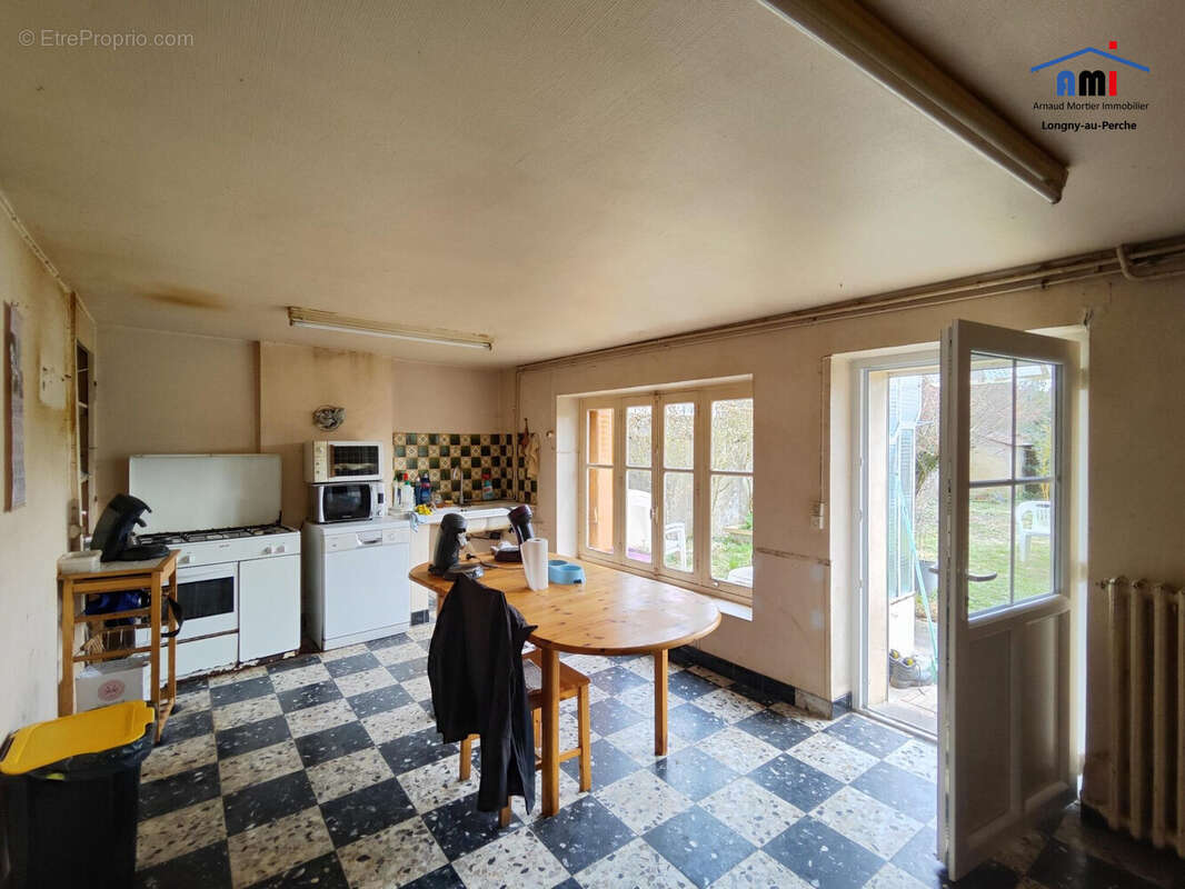 Maison à LONGNY-AU-PERCHE