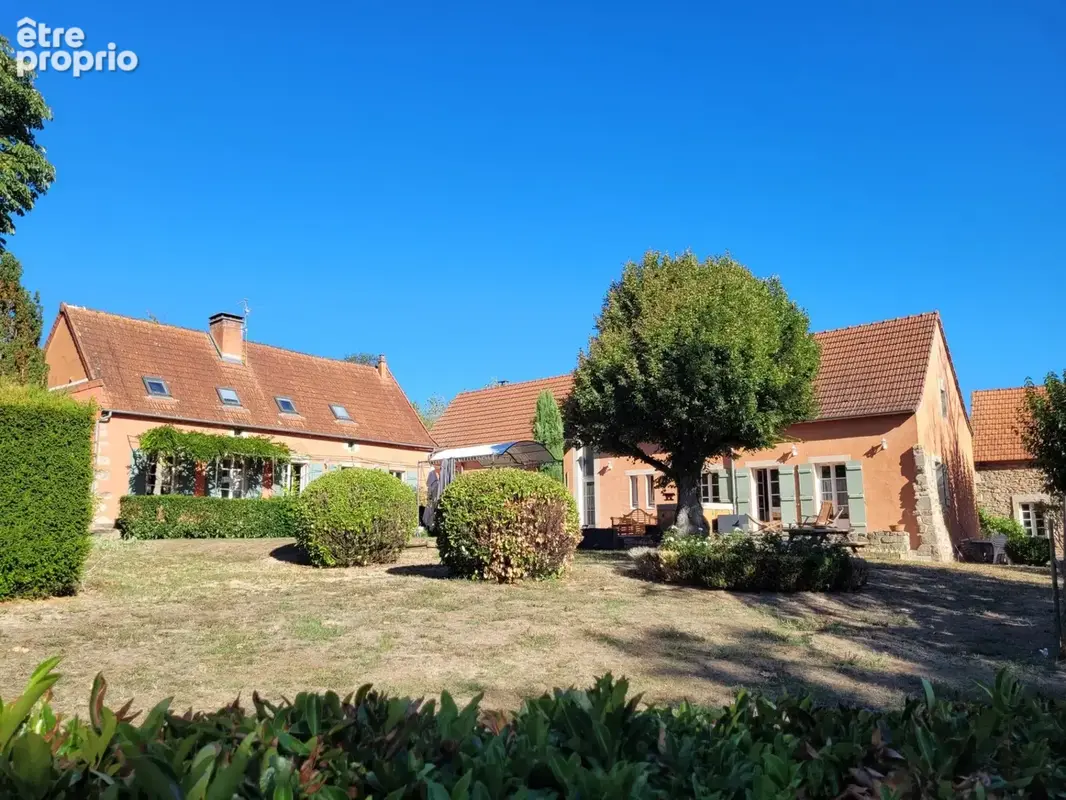 Maison à PREMILHAT