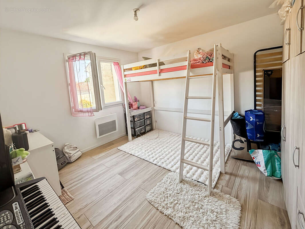 Appartement à CHATEAURENARD
