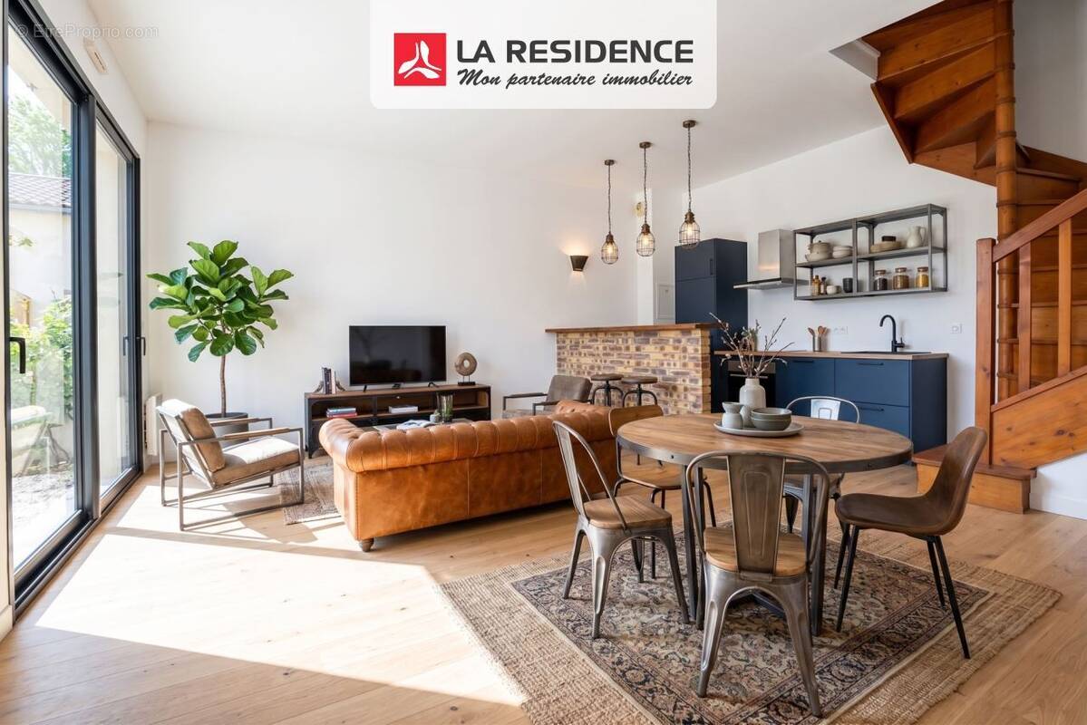 Appartement à VERSAILLES