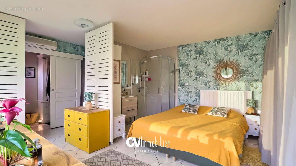 Maison à SAINT-PIERRE-DU-VAUVRAY