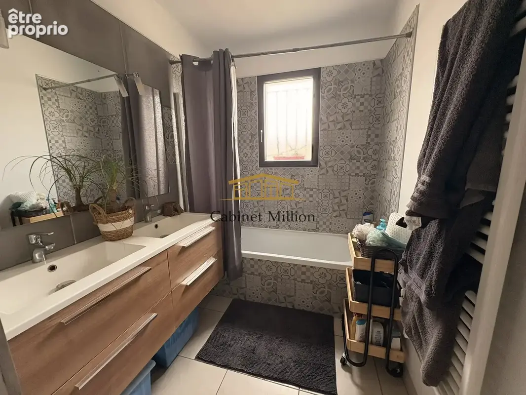 Vic la gardiole - Maison T4 de 90m2 en excelent état . - photo 4