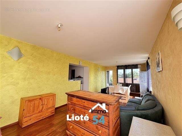 Appartement 93 m² à Bayon  - photo 9