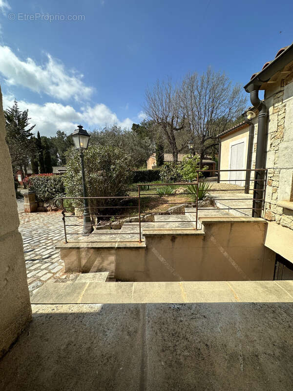 Maison à ROUSSILLON