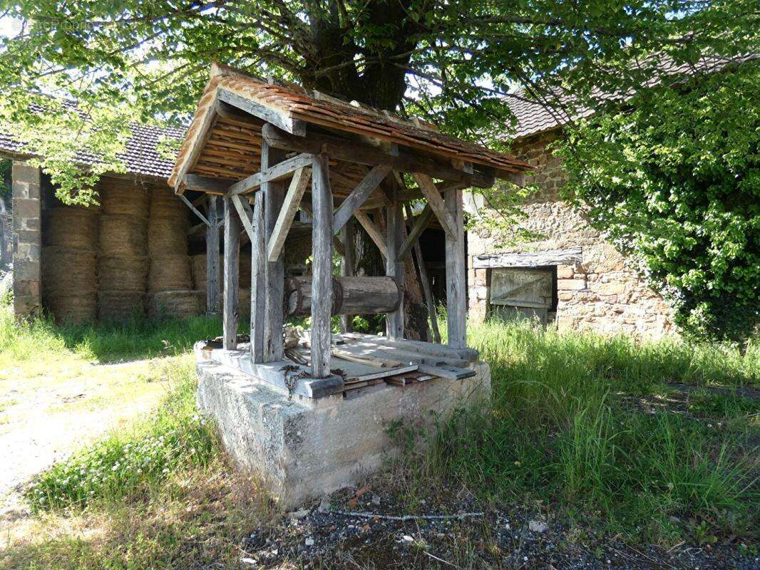Maison 94 m2 habitables / 3 chambres / grange / terrain 1 hectare environ - photo 4