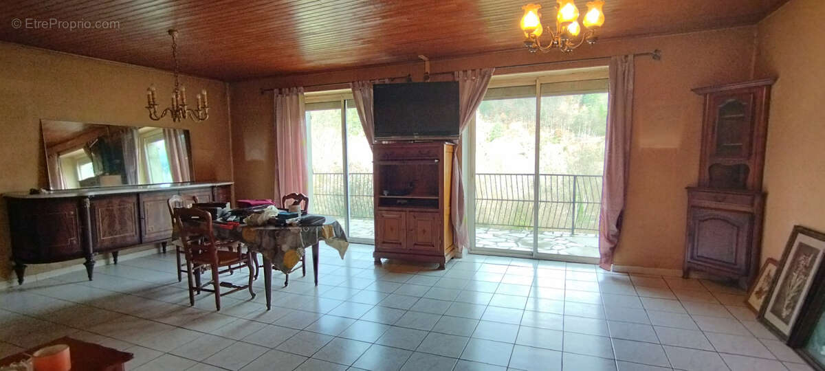 Maison à SAINT-MARTIN-DE-VALAMAS