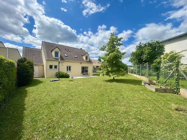 Maison à MARCOUSSIS